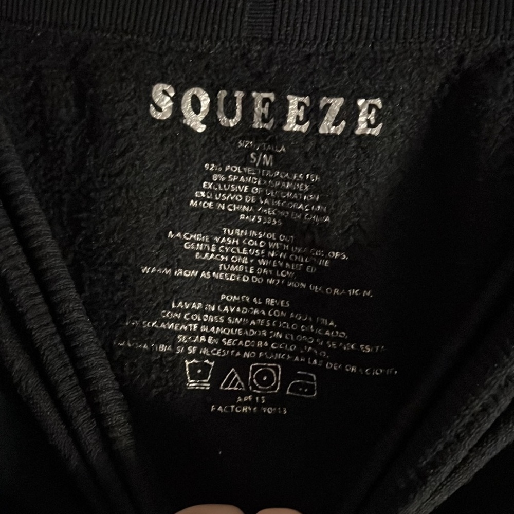 Black capri leggings - Picture 5 of 6